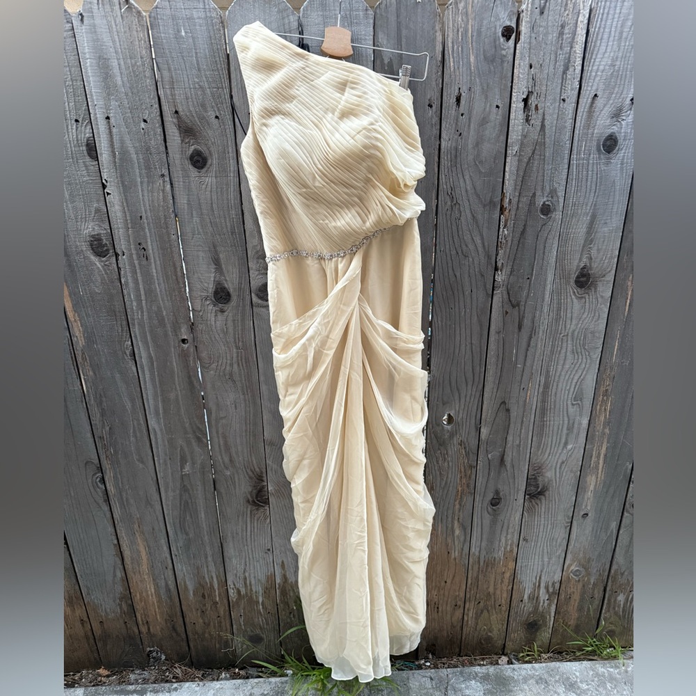 Cocomelody One-Shoulder champagne Evening Gown